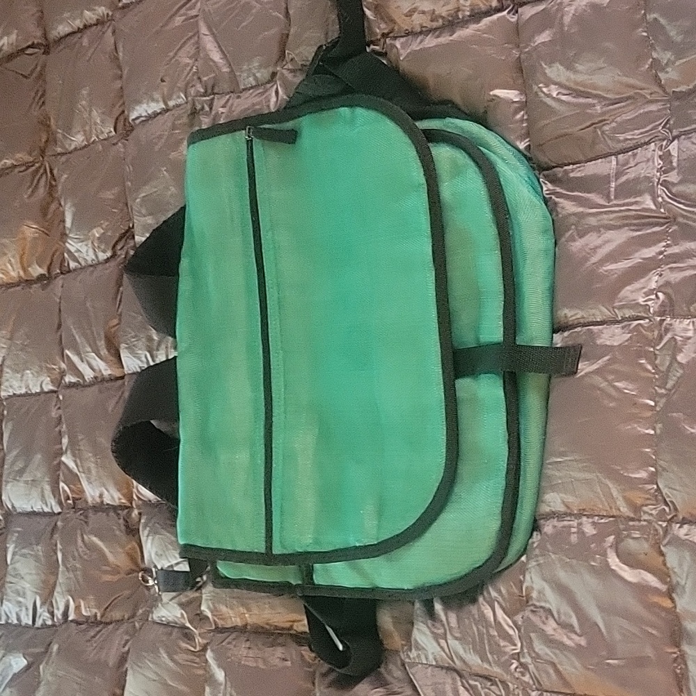 Backpack green and black